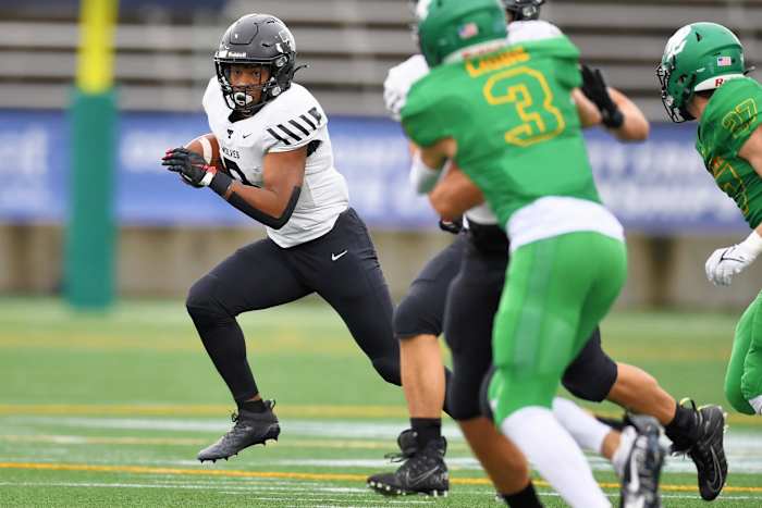Tualatin.West-Linn.6A-football-semifinal.Leon-Neuschwander.13